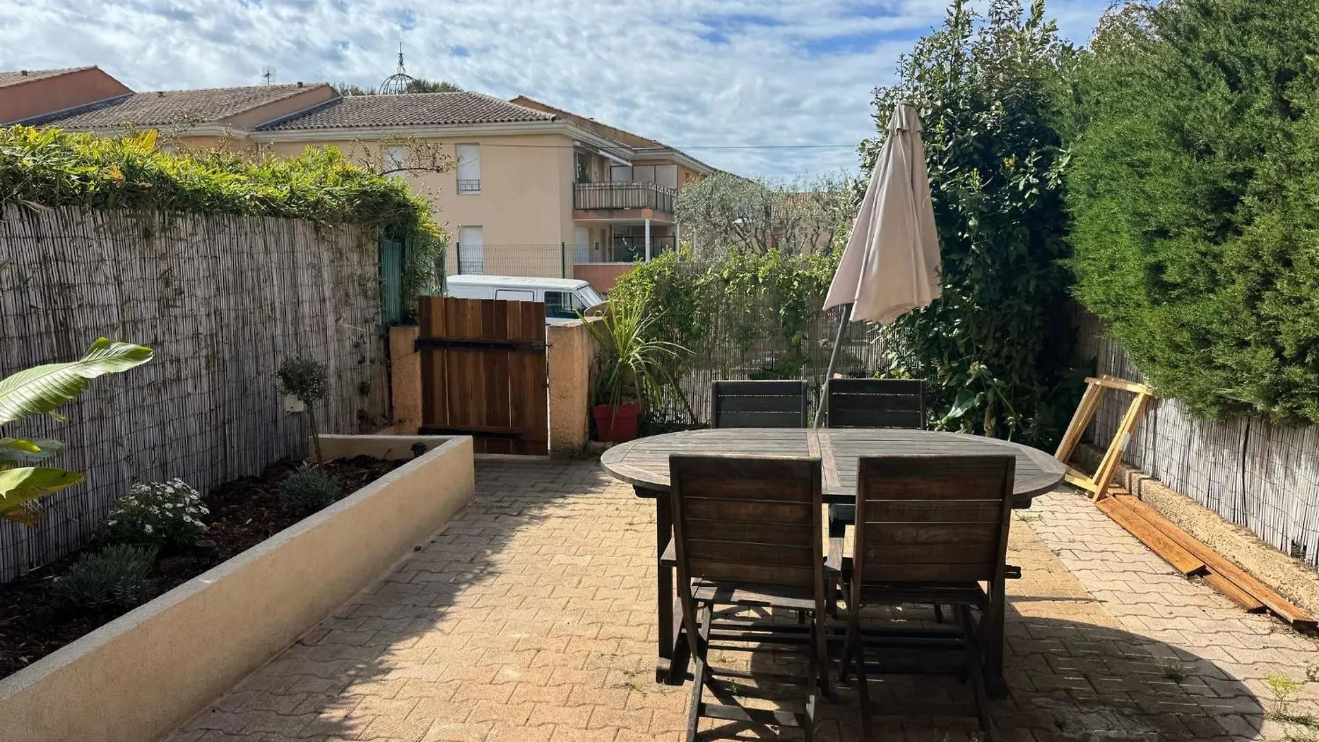 Appartement Entier 2 Chambres De 2 A 6 Personnes Max Avec Jardin Et Plancha Six-Fours-les-Plages 0*,  Γαλλία